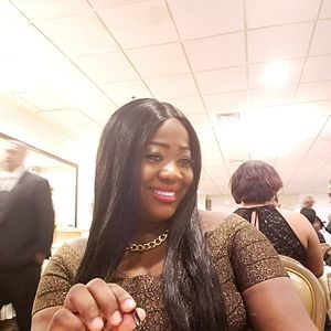 Meet your Posher, Monique